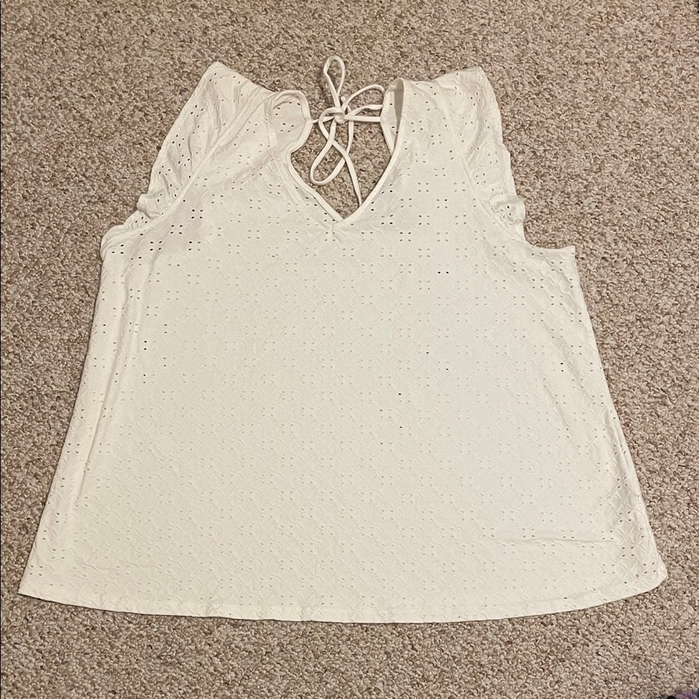Ava & Viv Eyelet Women’s Top